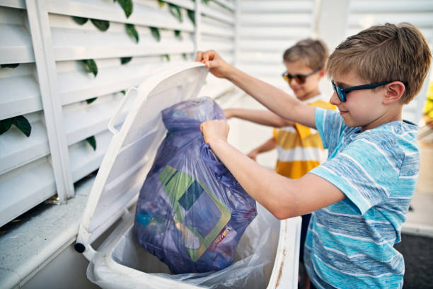 Best Commercial Cleanout Services  in Dover, TN